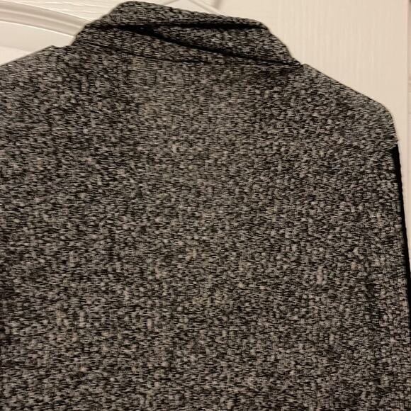 Black and White Cardigan - Picture 7 of 7